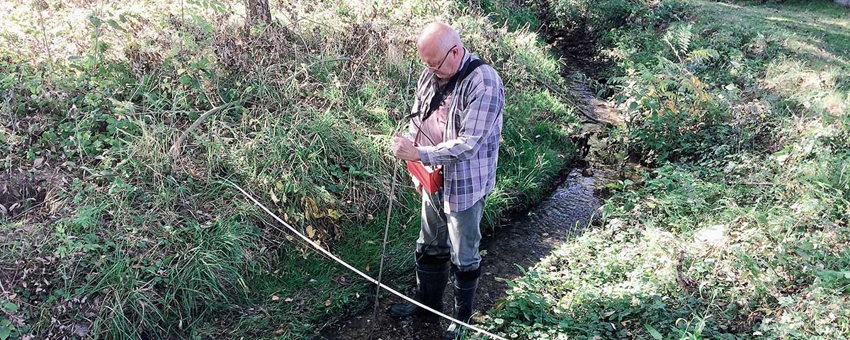 Water measurement of the Chotíkovský Brook flowing into the River Mže